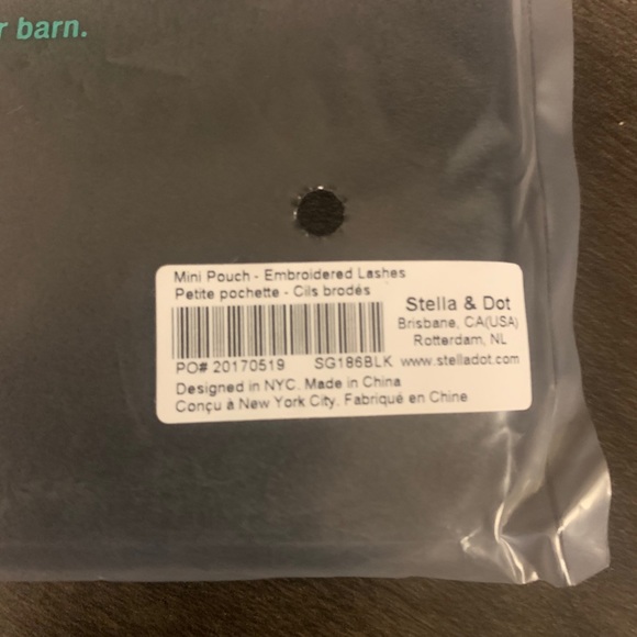 Mini Pouch - Embroidered Lashes - Picture 3 of 5